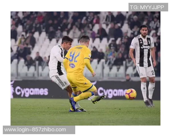 尤文图斯与巴萨激战黄牌频出球员表现引发热议